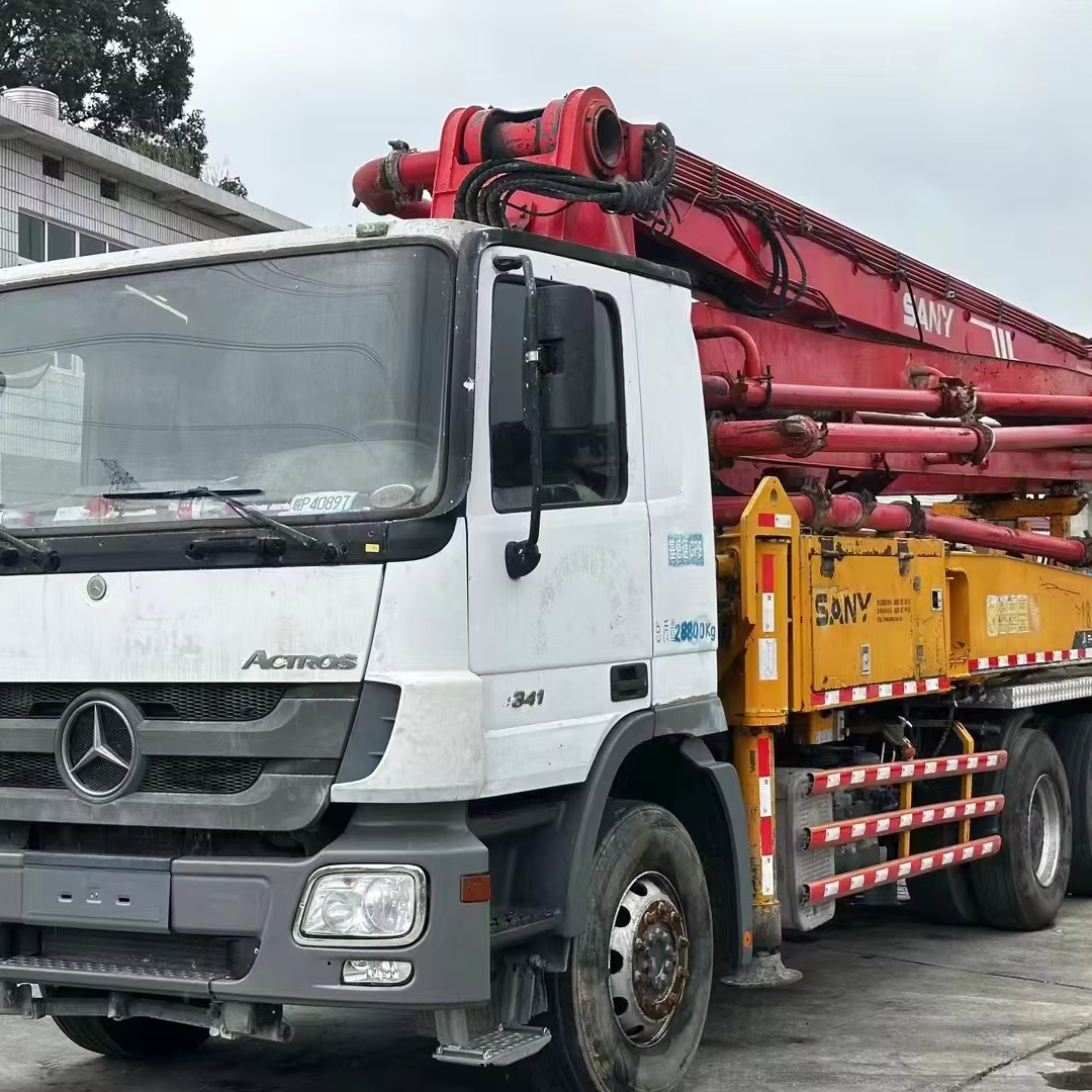 Metro Line 12 Night Pour