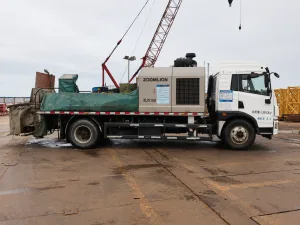 Chassis view of the 2020 Zoomlion ZLJ5140THBJE unidad 10 used truck-mounted concrete line pump.