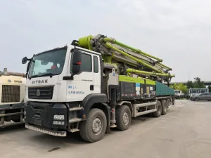 Front view of the 2020 Zoomlion ZLJ5440THBKF unidad 56 used concrete boom pump truck.