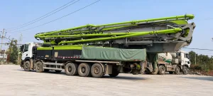 Cab view of the 2020 Zoomlion ZLJ5541THBSE unidad 6 used concrete boom pump truck.
