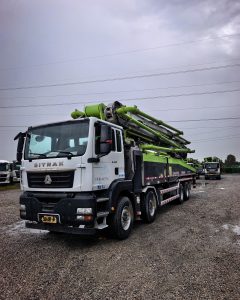2020 Zoomlion 56m camion pompe à béton à flèche ZLJ5440THBKE – SINOTRUK châssis
