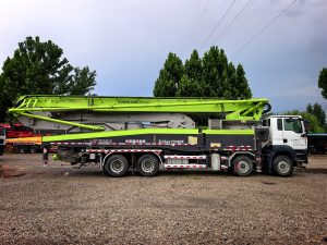 2022 Zoomlion 59m camion pompe à béton à flèche ZLJ5441THBKE – SINOTRUK châssis