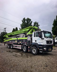 2020 Zoomlion 56m camion pompe à béton à flèche ZLJ5440THBKE – SINOTRUK châssis