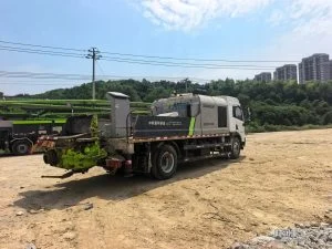 Zoomlion Truck-Mounted Concrete Pump ZLJ5140THBJE – FAW Jiefang Chassis