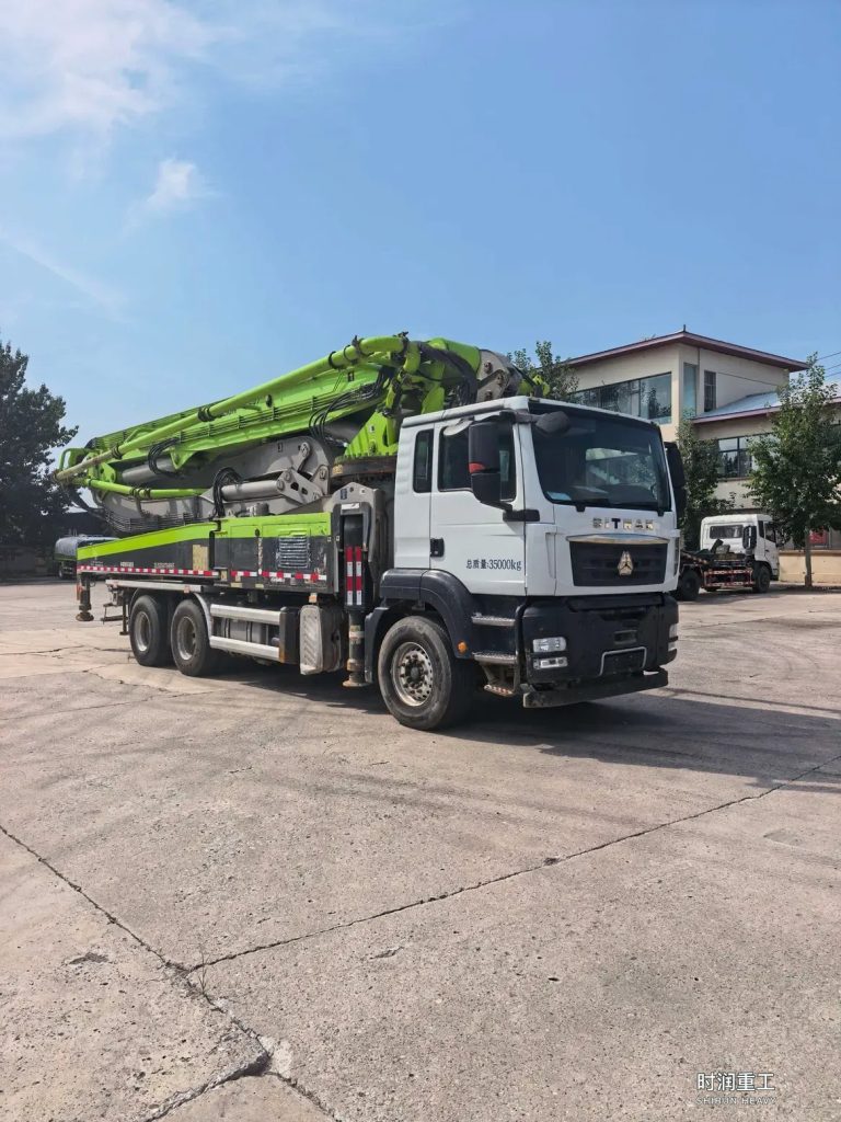 2020 Zoomlion 48.6m Concrete Boom Pump Truck ZLJ5350THBKF – Sitrak Chassis